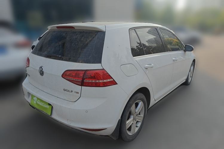Used Volkswagen Golf 2015 1.4TSI Automatic Luxury Model Rear Right 45 Deg