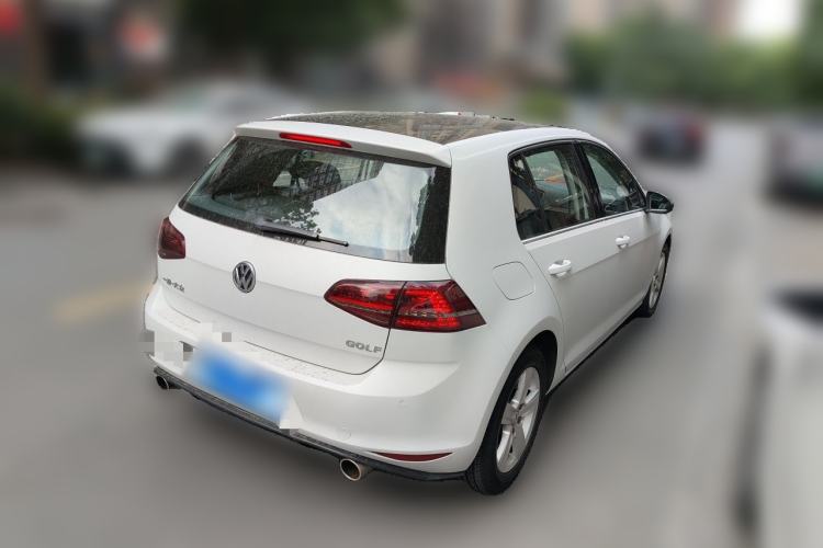 Used Volkswagen Golf 2015 1.6L Automatic Comfort Model Rear Right 45 Deg