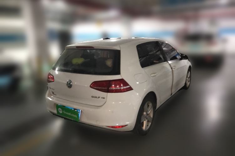 Used Volkswagen Golf 2015 1.4TSI Manual Comfort Model Rear Right 45 Deg
