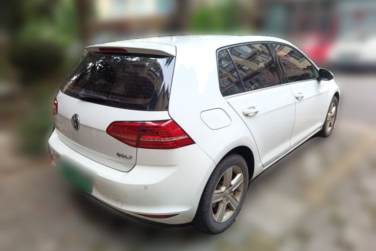 Used Volkswagen Golf 2015 1.6L Automatic Comfort Model Rear Right 45 Deg