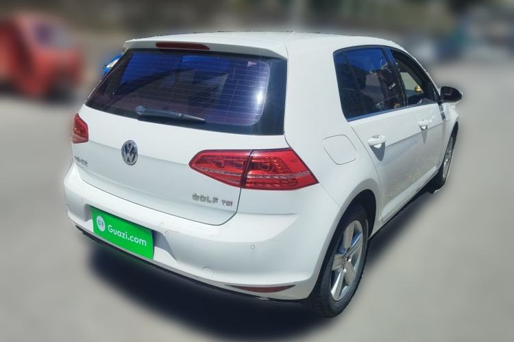 Used Volkswagen Golf 2015 1.4TSI Automatic Comfort Model Rear Right 45 Deg