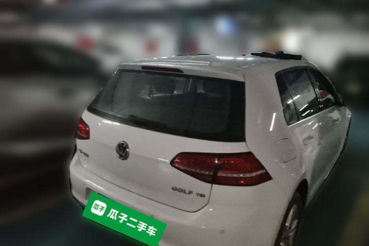 Used Volkswagen Golf 2015 1.4TSI Automatic Comfort Model Rear Right 45 Deg