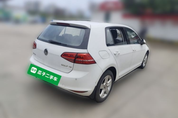 Used Volkswagen Golf 2015 1.4TSI Automatic Comfort Model Rear Right 45 Deg