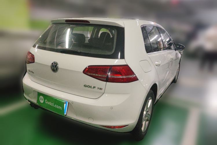 Used Volkswagen Golf 2015 1.4TSI Automatic Comfort Model Rear Right 45 Deg