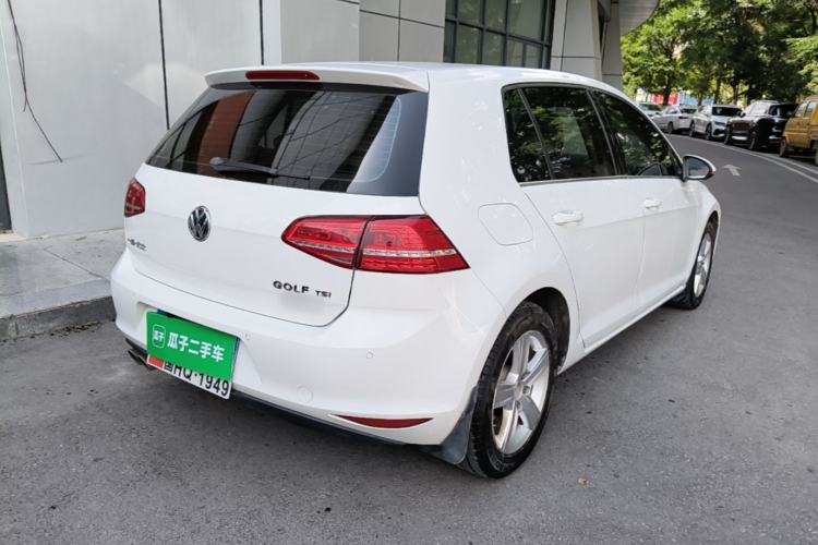Used Volkswagen Golf 2015 1.4TSI Automatic Comfort Model Rear Right 45 Deg