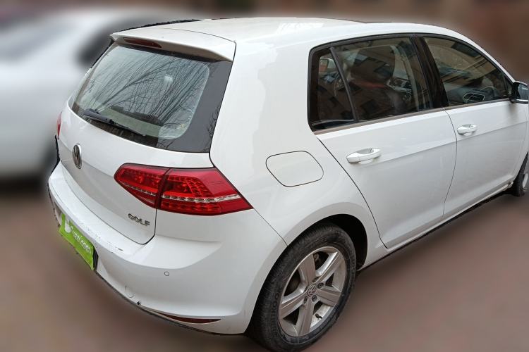 Used Volkswagen Golf 2015 1.6L Automatic Comfort Model Rear Right 45 Deg