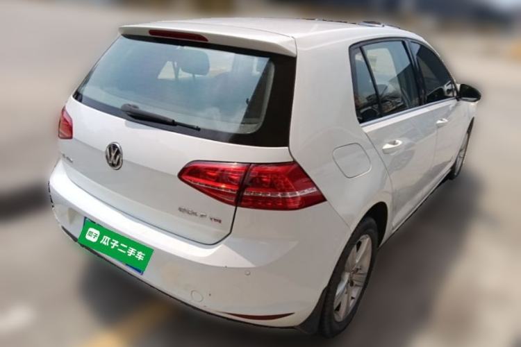 Used Volkswagen Golf 2015 1.4TSI Automatic Comfort Model Rear Right 45 Deg