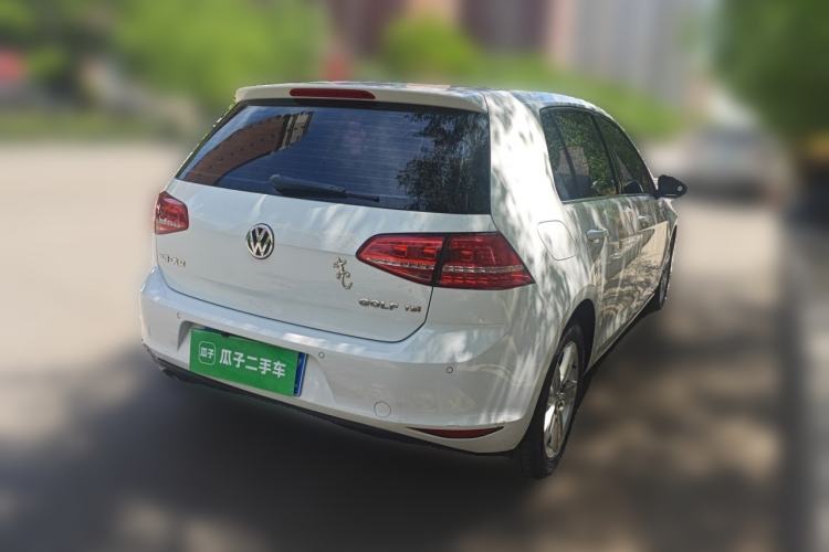 Used Volkswagen Golf 2015 1.4TSI Automatic Comfort Model Rear Right 45 Deg
