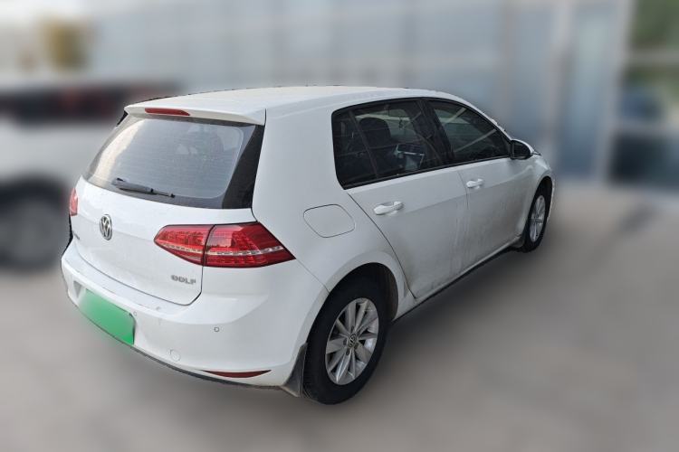 Used Volkswagen Golf 2015 1.6L Automatic Fashion Model Rear Right 45 Deg