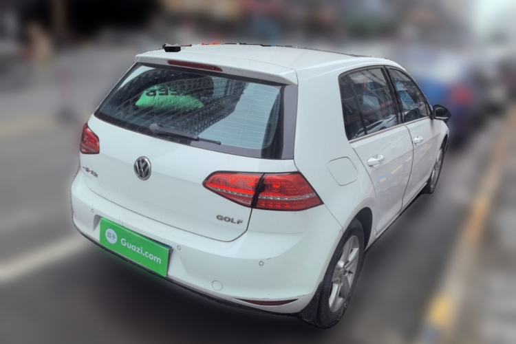 Used Volkswagen Golf 2015 1.6L Automatic Comfort Model Rear Right 45 Deg