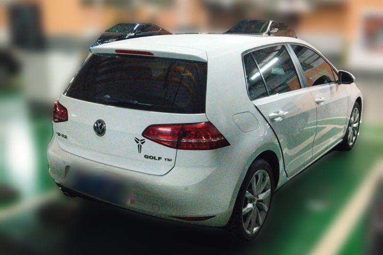 Used Volkswagen Golf 2015 1.4TSI Automatic Flagship Model Rear Right 45 Deg