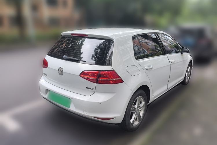 Used Volkswagen Golf 2015 1.6L Automatic Comfort Model Rear Right 45 Deg