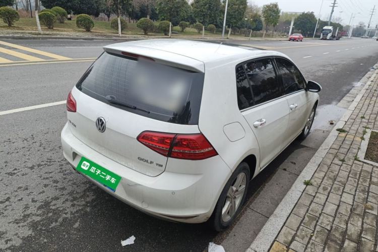 Used Volkswagen Golf 2015 1.4TSI Automatic Comfort Model Rear Right 45 Deg