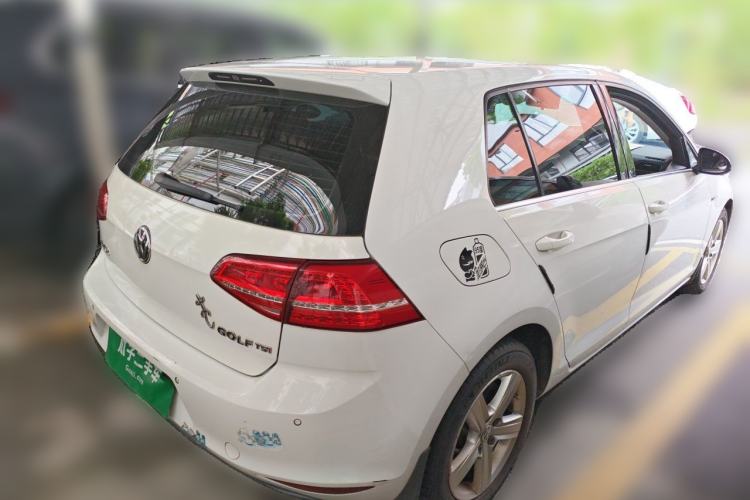 Used Volkswagen Golf 2015 1.4TSI Automatic Comfort Model Rear Right 45 Deg