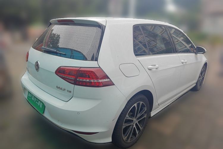 Used Volkswagen Golf 2015 1.4TSI Automatic R-Line Rear Right 45 Deg