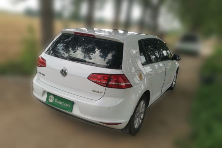 Used Volkswagen Golf 2015 1.6L Automatic Fashion Model Rear Right 45 Deg