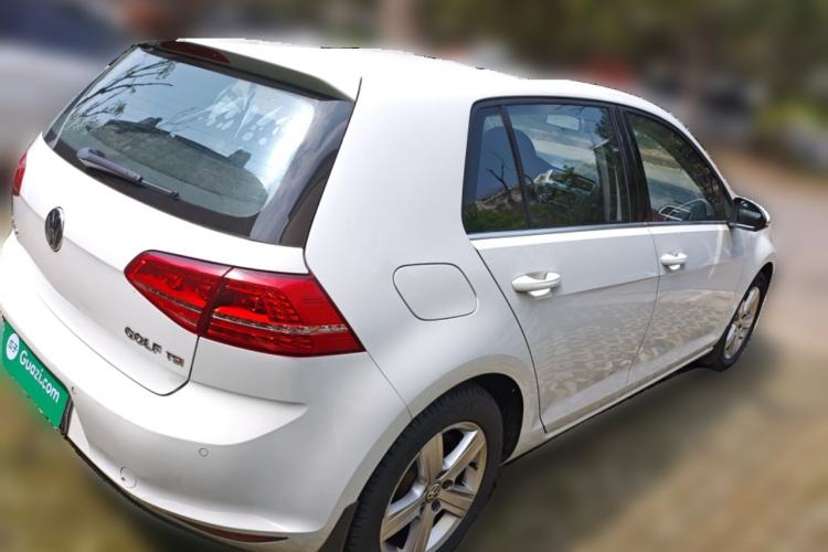 Used Volkswagen Golf 2015 1.4TSI Automatic Comfort Model Rear Right 45 Deg