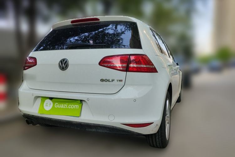 Used Volkswagen Golf 2015 1.4TSI Automatic Comfort Model Rear Right 45 Deg