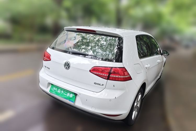 Used Volkswagen Golf 2015 1.6L Automatic Comfort Model Rear Right 45 Deg