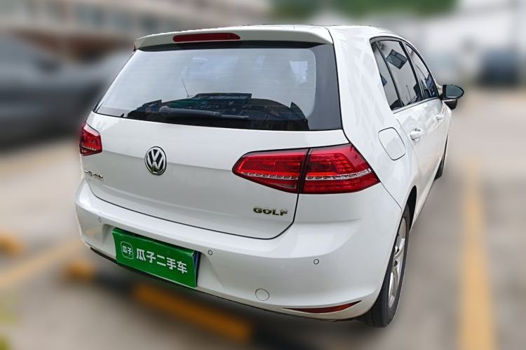 Used Volkswagen Golf 2015 1.6L Automatic Comfort Model Rear Right 45 Deg
