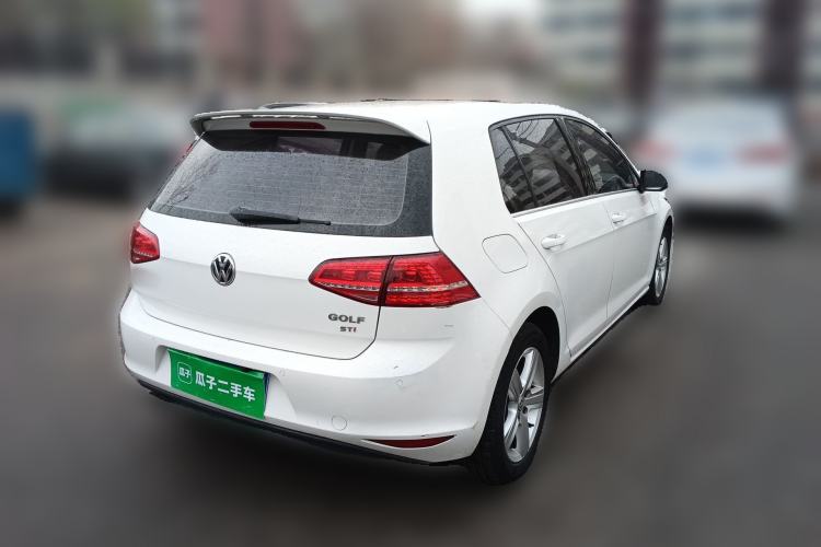 Used Volkswagen Golf 2015 1.4TSI Automatic Comfort Model Rear Right 45 Deg