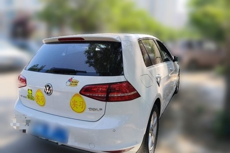 Used Volkswagen Golf 2015 1.6L Automatic Comfort Model Rear Right 45 Deg