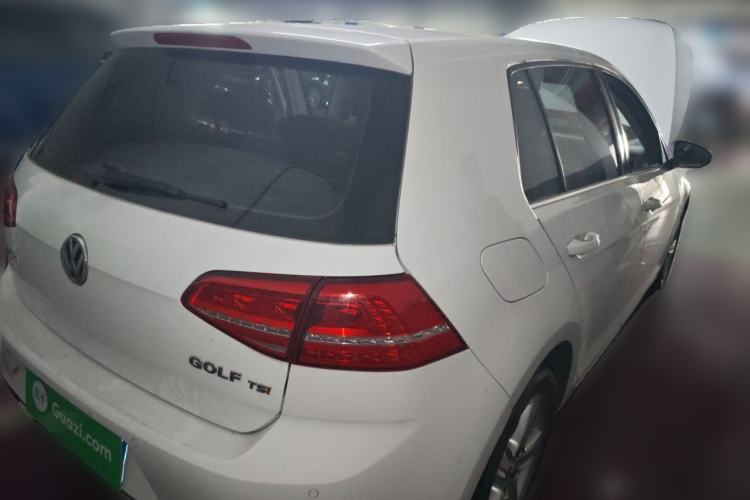 Used Volkswagen Golf 2015 1.4TSI Automatic Comfort Model Rear Right 45 Deg