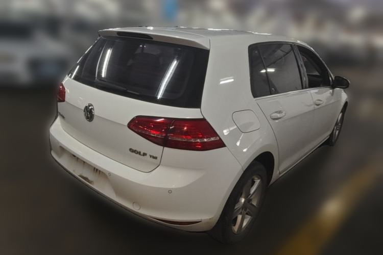 Used Volkswagen Golf 2015 1.4TSI Automatic Comfort Model Rear Right 45 Deg