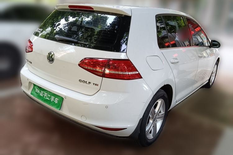 Used Volkswagen Golf 2015 1.4TSI Manual Comfort Model Rear Right 45 Deg