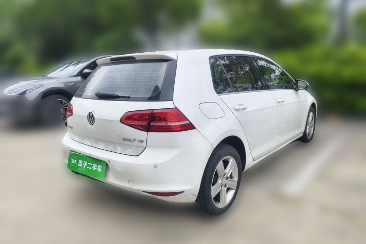 Used Volkswagen Golf 2015 1.4TSI Automatic Comfort Model Rear Right 45 Deg
