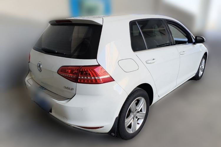 Used Volkswagen Golf 2015 1.6L Automatic Comfort Model Rear Right 45 Deg