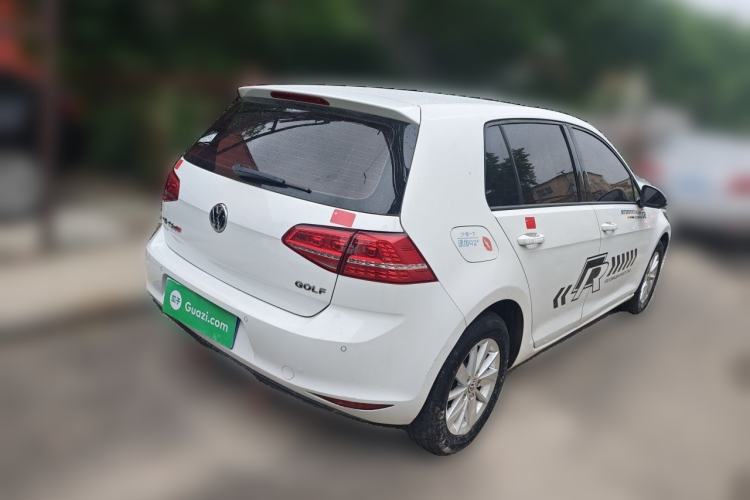 Used Volkswagen Golf 2015 1.6L Manual Fashion Edition Rear Right 45 Deg