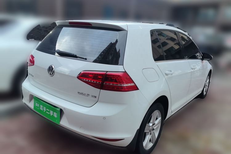 Used Volkswagen Golf 2015 1.4TSI Automatic Comfort Model Rear Right 45 Deg
