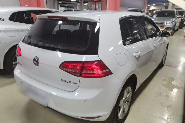 Used Volkswagen Golf 2015 1.4TSI Automatic Comfort Model Rear Right 45 Deg