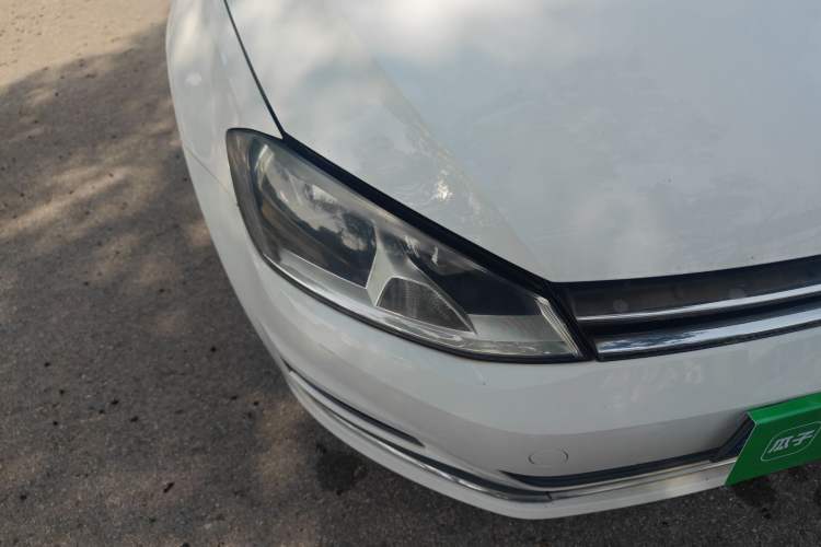 Used Volkswagen Golf 2015 1.4TSI Automatic Comfort Model Right Front Headlight