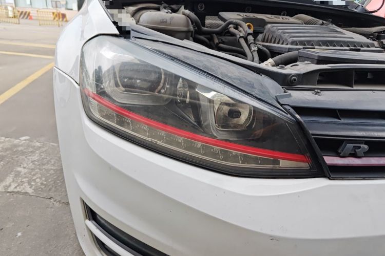Used Volkswagen Golf 2015 1.4TSI Automatic Luxury Model Right Front Headlight