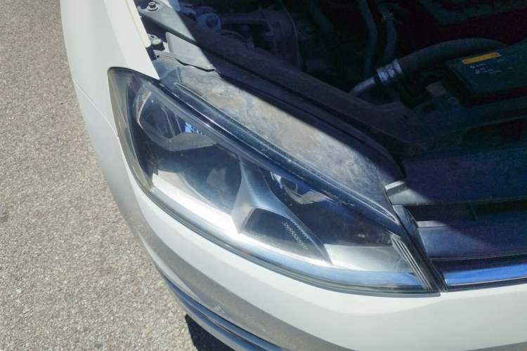 Used Volkswagen Golf 2015 1.4TSI Automatic Comfort Model Right Front Headlight