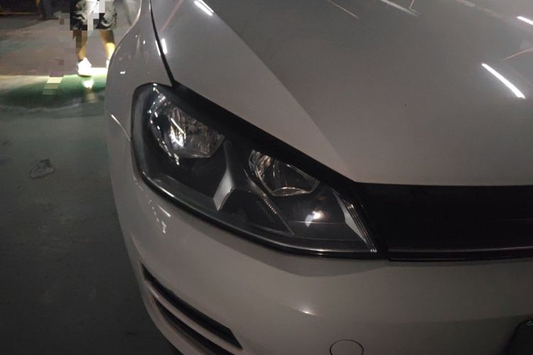 Used Volkswagen Golf 2015 1.6L Automatic Comfort Model Right Front Headlight