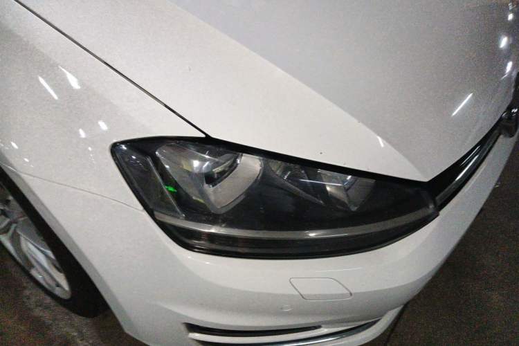 Used Volkswagen Golf 2015 1.4TSI Automatic Flagship Model Right Front Headlight