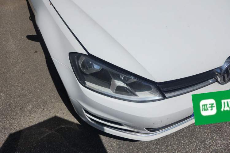 Used Volkswagen Golf 2015 1.4TSI Automatic Luxury Model Right Front Headlight