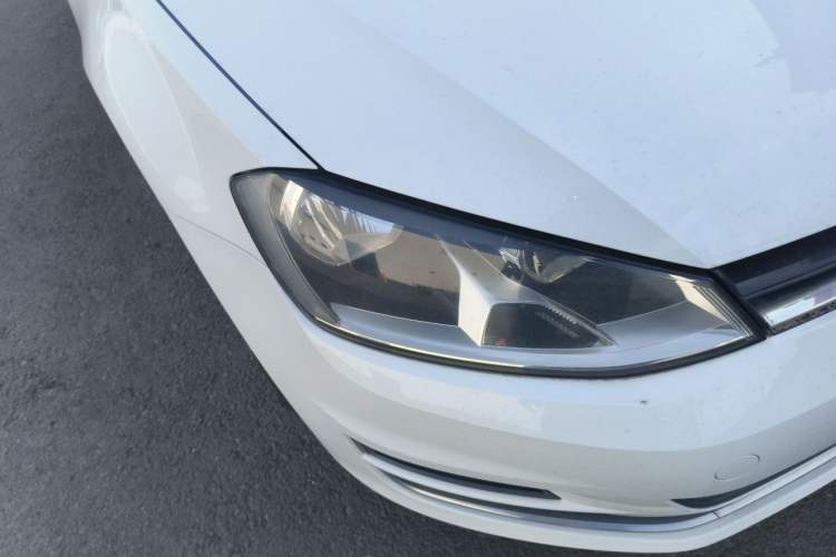 Used Volkswagen Golf 2015 1.4TSI Automatic Luxury Model Right Front Headlight