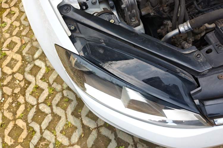 Used Volkswagen Golf 2015 1.4TSI Automatic Comfort Model Right Front Headlight
