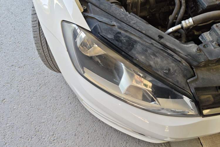 Used Volkswagen Golf 2015 1.4TSI Automatic Comfort Model Right Front Headlight