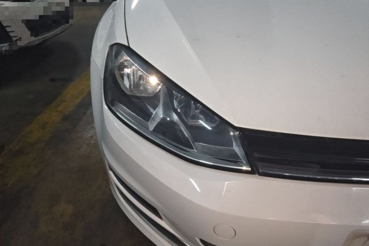 Used Volkswagen Golf 2015 1.4TSI Automatic Comfort Model Right Front Headlight
