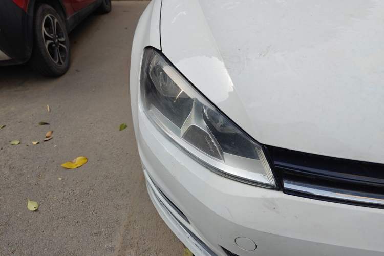Used Volkswagen Golf 2015 1.4TSI Automatic Comfort Model Right Front Headlight