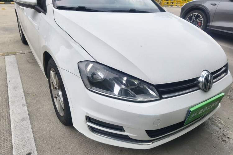 Used Volkswagen Golf 2015 1.4TSI Automatic Comfort Model Right Front Headlight