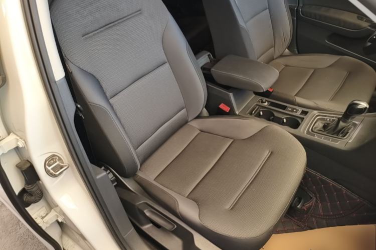 Used Volkswagen Golf 2015 1.4TSI Automatic Comfort Model Right Front Seat