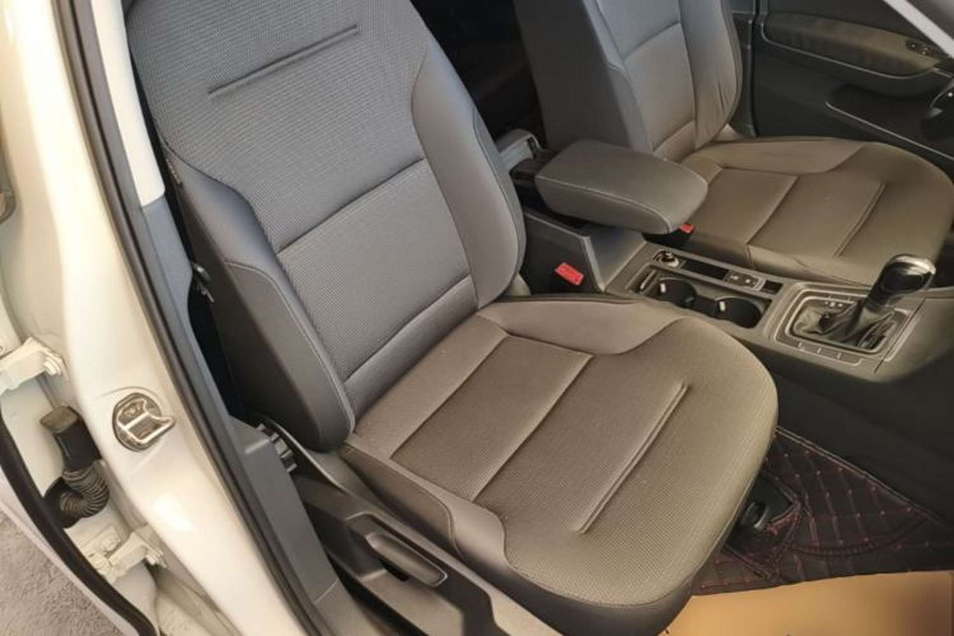 Used Volkswagen Golf 2015 1.4TSI Automatic Comfort Model Right Front Seat