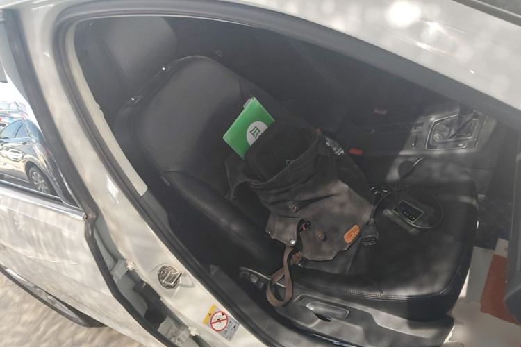 Used Volkswagen Golf 2015 1.4TSI Automatic Comfort Model Right Front Seat