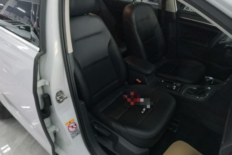 Used Volkswagen Golf 2015 1.4TSI Automatic Comfort Model Right Front Seat